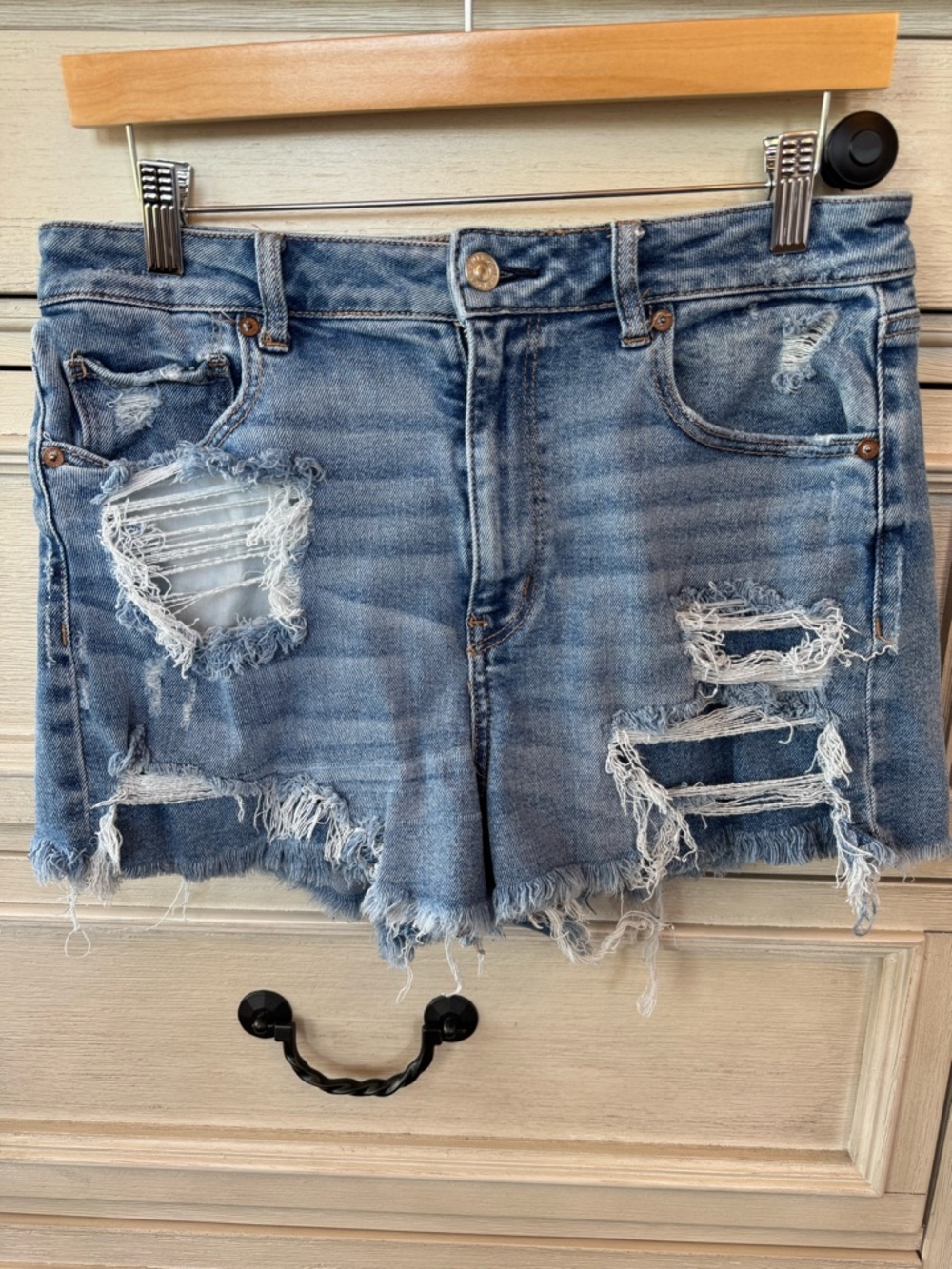 Women’s American Eagle Outfitters Light Blue Distressed Denim Shorts